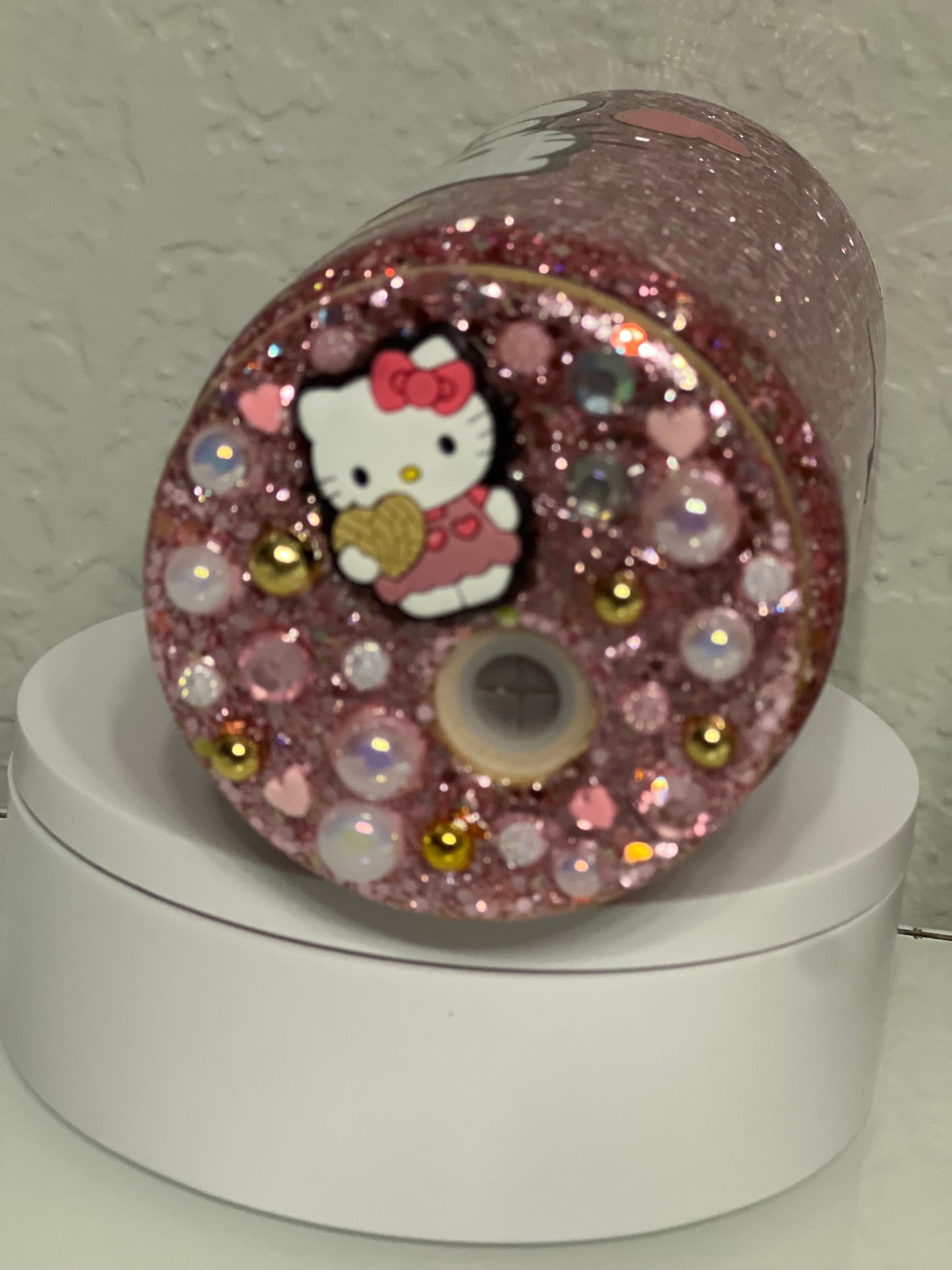 Hello Kitty glitter globe cup