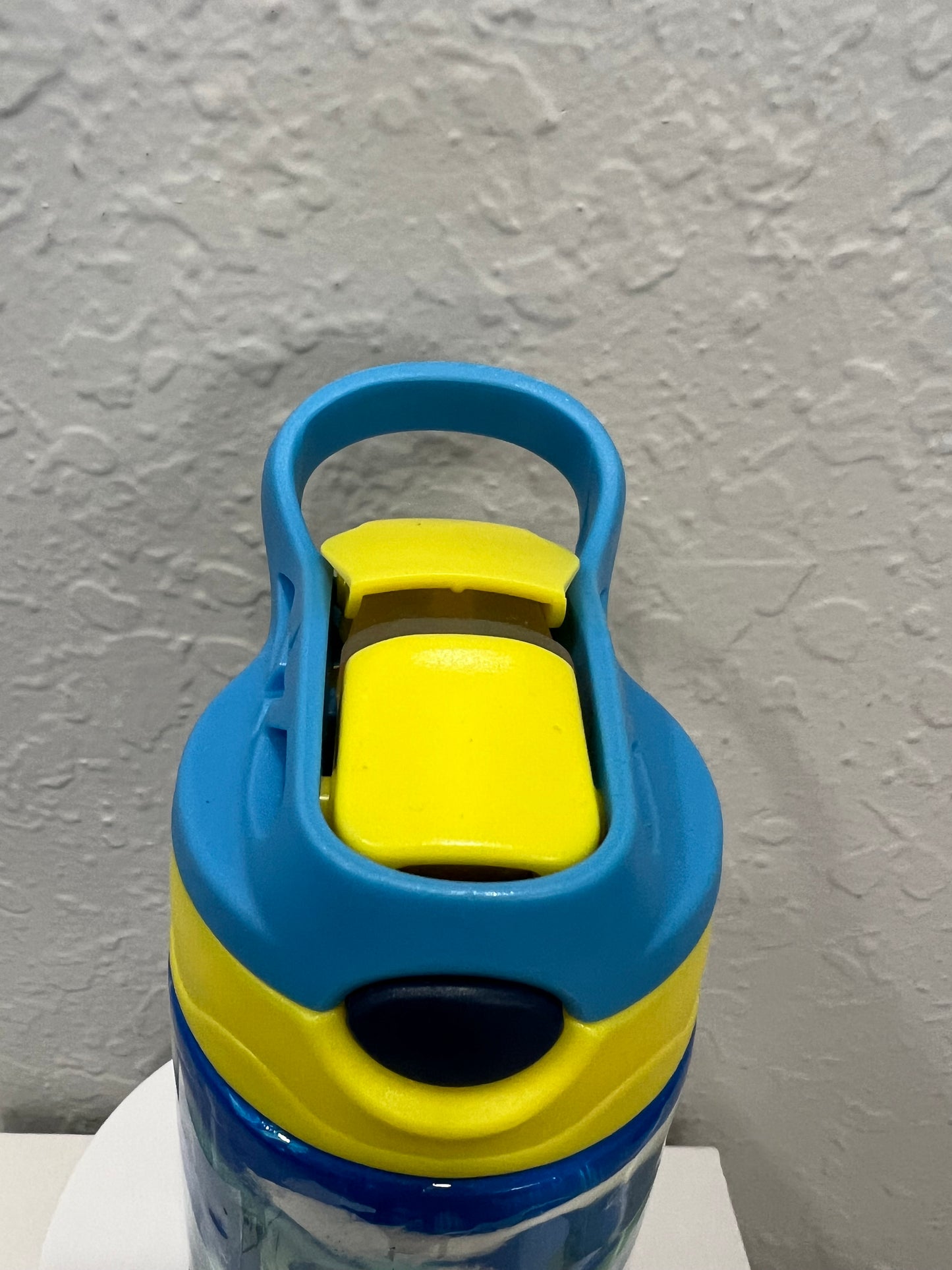 Toddler sippy cup